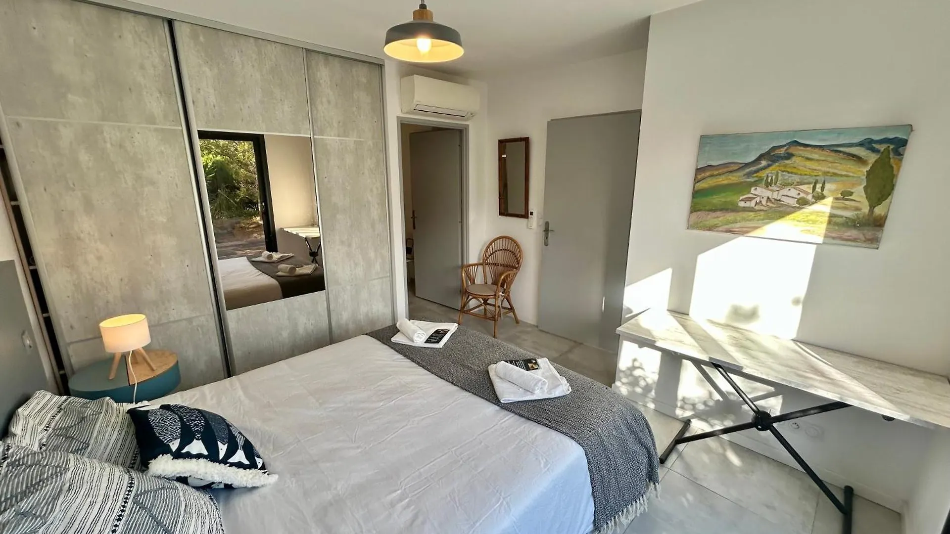 Appartement Luxe Le Levant Hyères 0*,  Francja